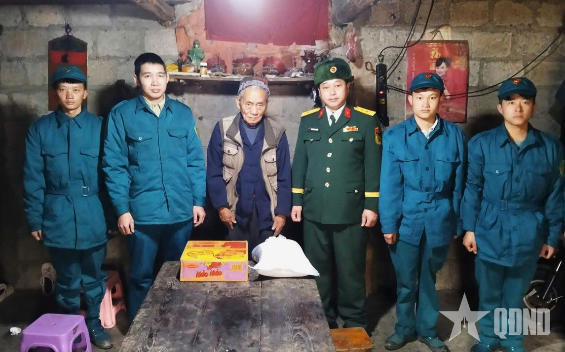 Đưa Tết đến với đồng bào nơi biên cương